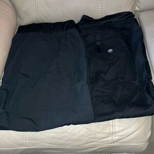 2 pairs Black scrubs size 3X great shape